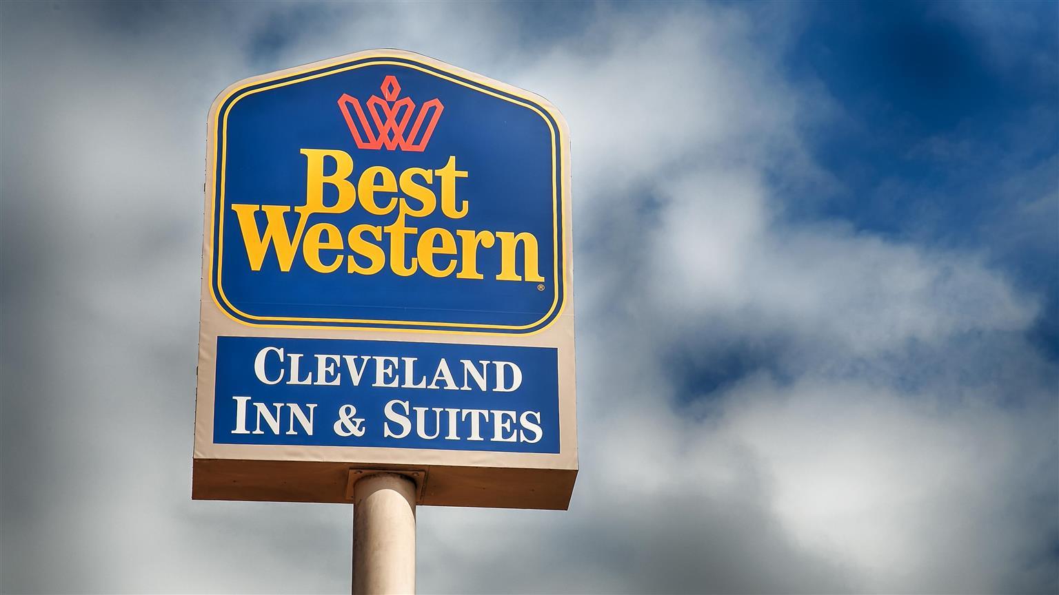 Best Western Inn & Suites Cleveland Exterior foto